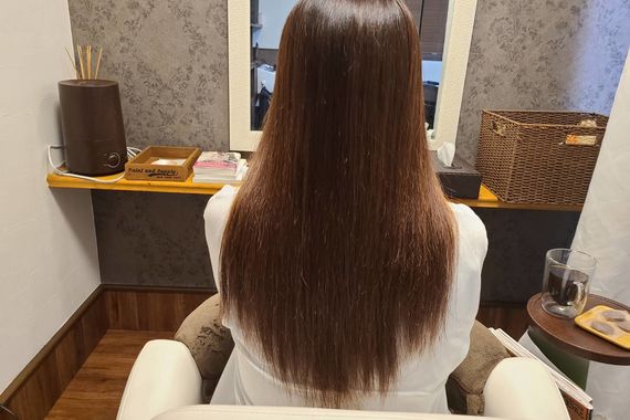 隠れ家的なサロン