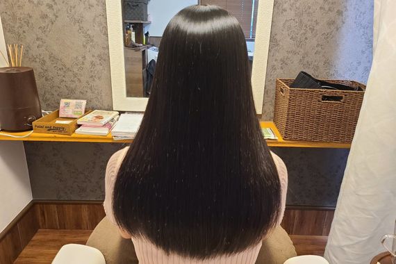 隠れ家的なサロン