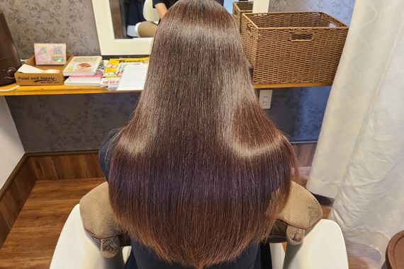 隠れ家的なサロン