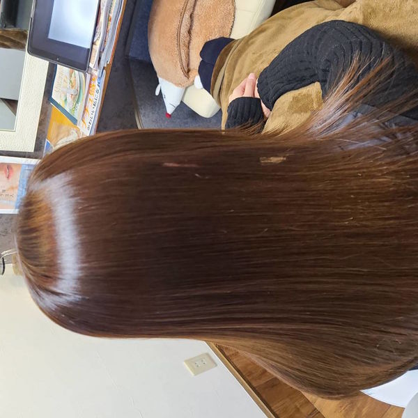 トリートメント不要で縮毛矯正で髪質改善ができる美容室