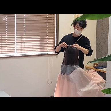 山梨県中央市の美髪専門店Ceris（シーリス）の美髪縮毛矯正はなぜ乾かすだけでブローしたような質感になるのか？