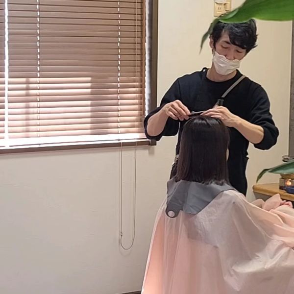 山梨県中央市の美髪専門店Ceris（シーリス）の美髪縮毛矯正はなぜ乾かすだけでブローしたような質感になるのか？